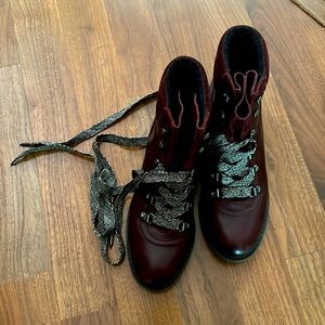 Lightly used Sam edalman blind boots